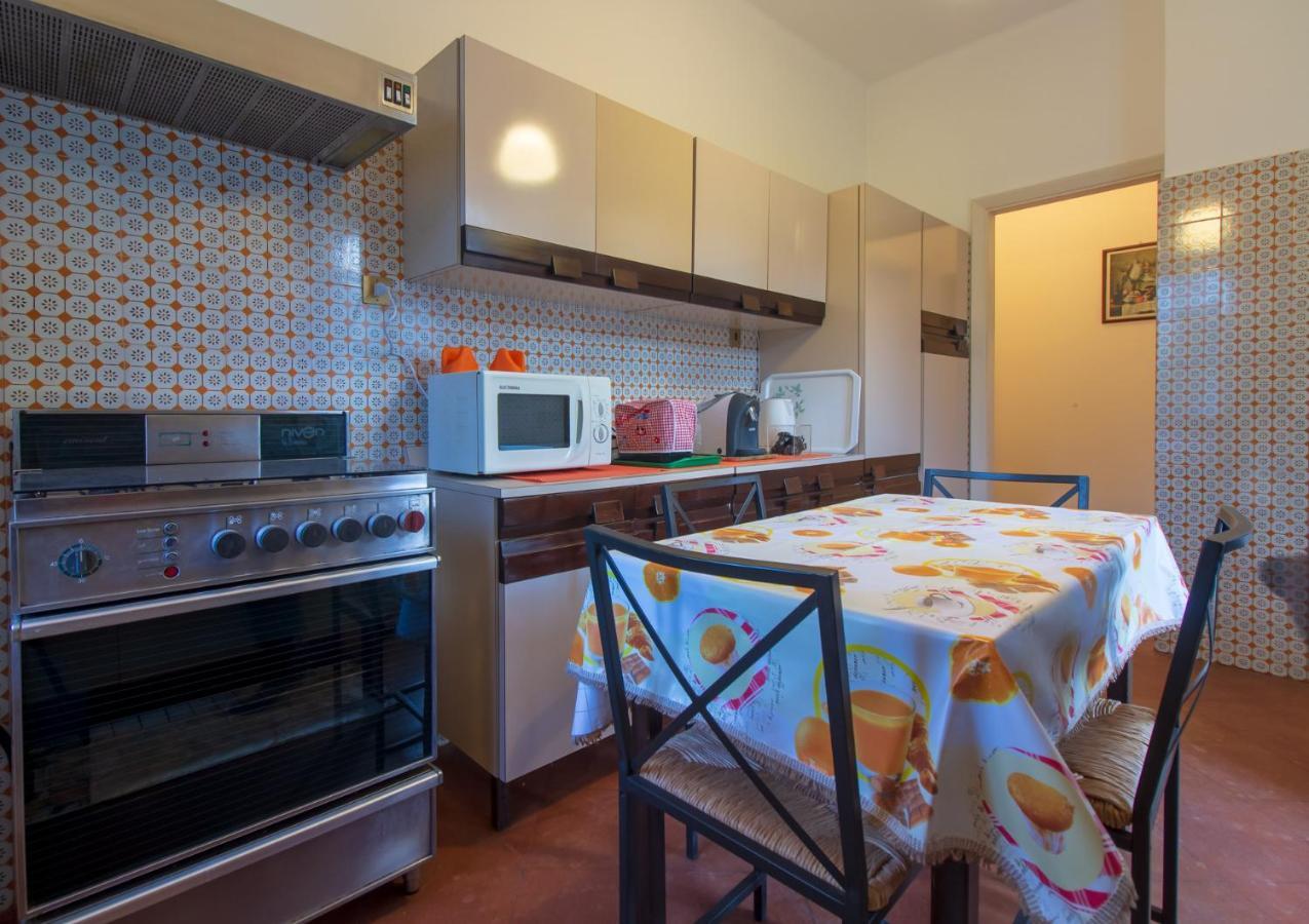 Michelle Apartment Rapallo Buitenkant foto