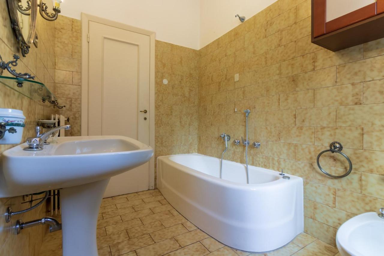 Michelle Apartment Rapallo Buitenkant foto